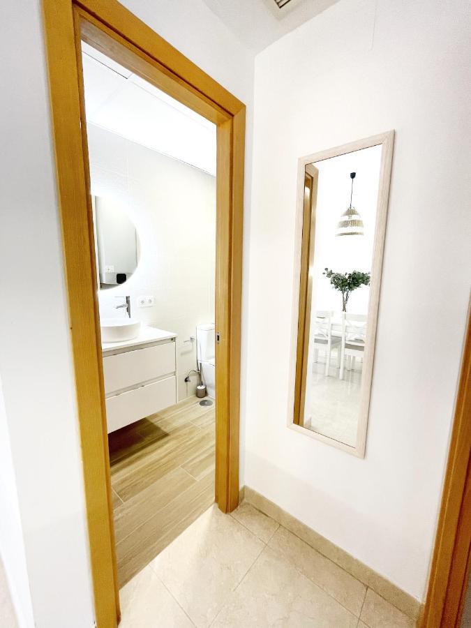 Gatu El Arrecife - Apartamento A 2 Minutos De La Playa En El Puerto De Santamaria , Preferente Mayores De 25 Anos Y Familias เอลปูแอร์โต เด ซานตามาริอา ภายนอก รูปภาพ