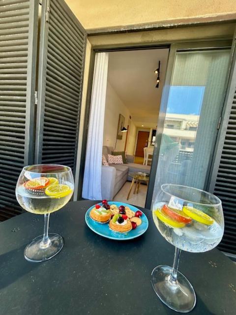 Gatu El Arrecife - Apartamento A 2 Minutos De La Playa En El Puerto De Santamaria , Preferente Mayores De 25 Anos Y Familias เอลปูแอร์โต เด ซานตามาริอา ภายนอก รูปภาพ