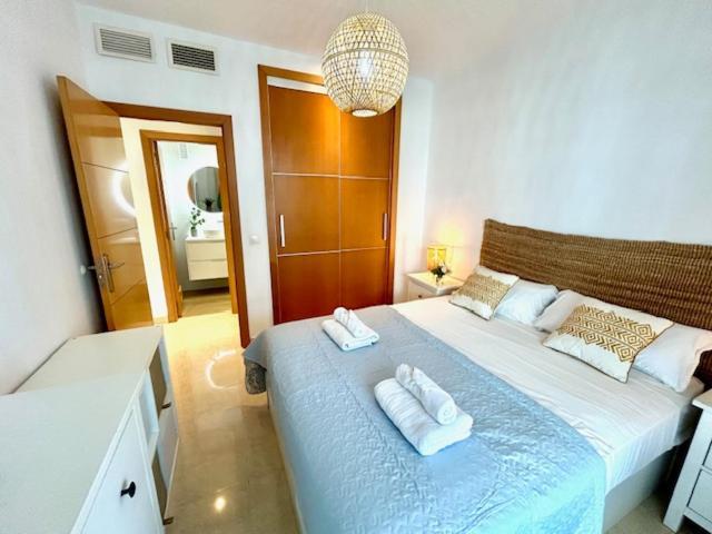 Gatu El Arrecife - Apartamento A 2 Minutos De La Playa En El Puerto De Santamaria , Preferente Mayores De 25 Anos Y Familias เอลปูแอร์โต เด ซานตามาริอา ภายนอก รูปภาพ
